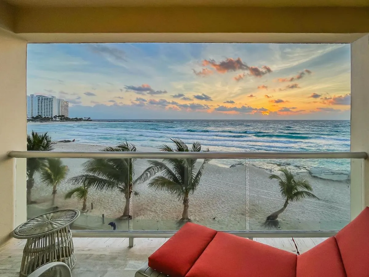 Apartment Beachfront Studio! Ubicacion Perfecta! Cancun Mexico