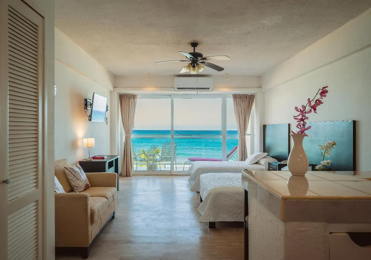 Apartment Beachfront Studio! Ubicacion Perfecta! Cancun